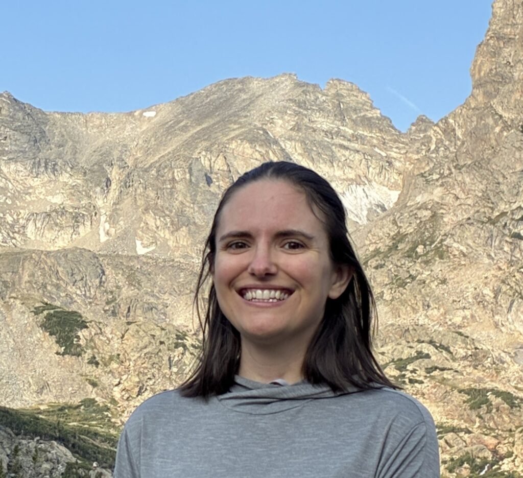 Author Lauren Sullivan's headshot
